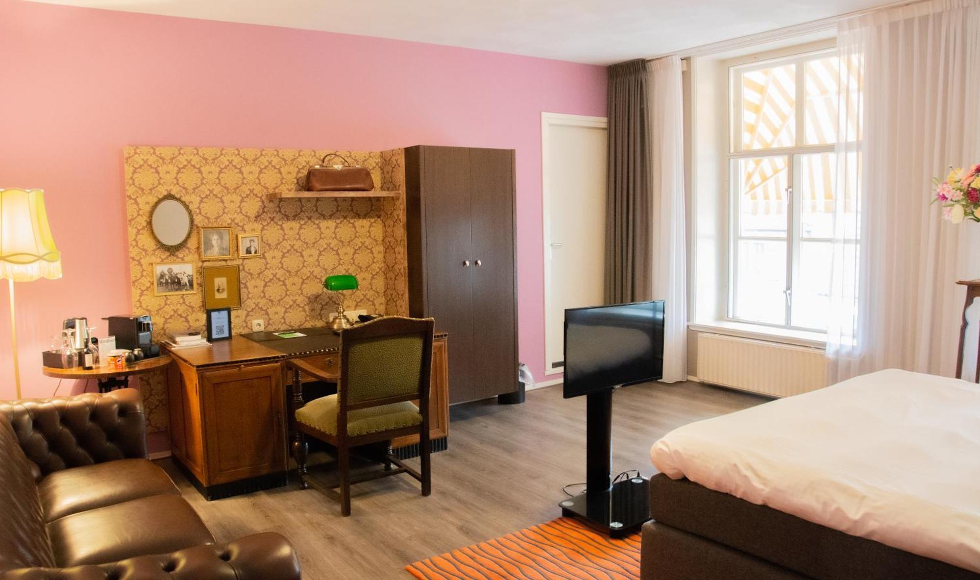 Hotel De Wereld Wageningen Bagian luar foto