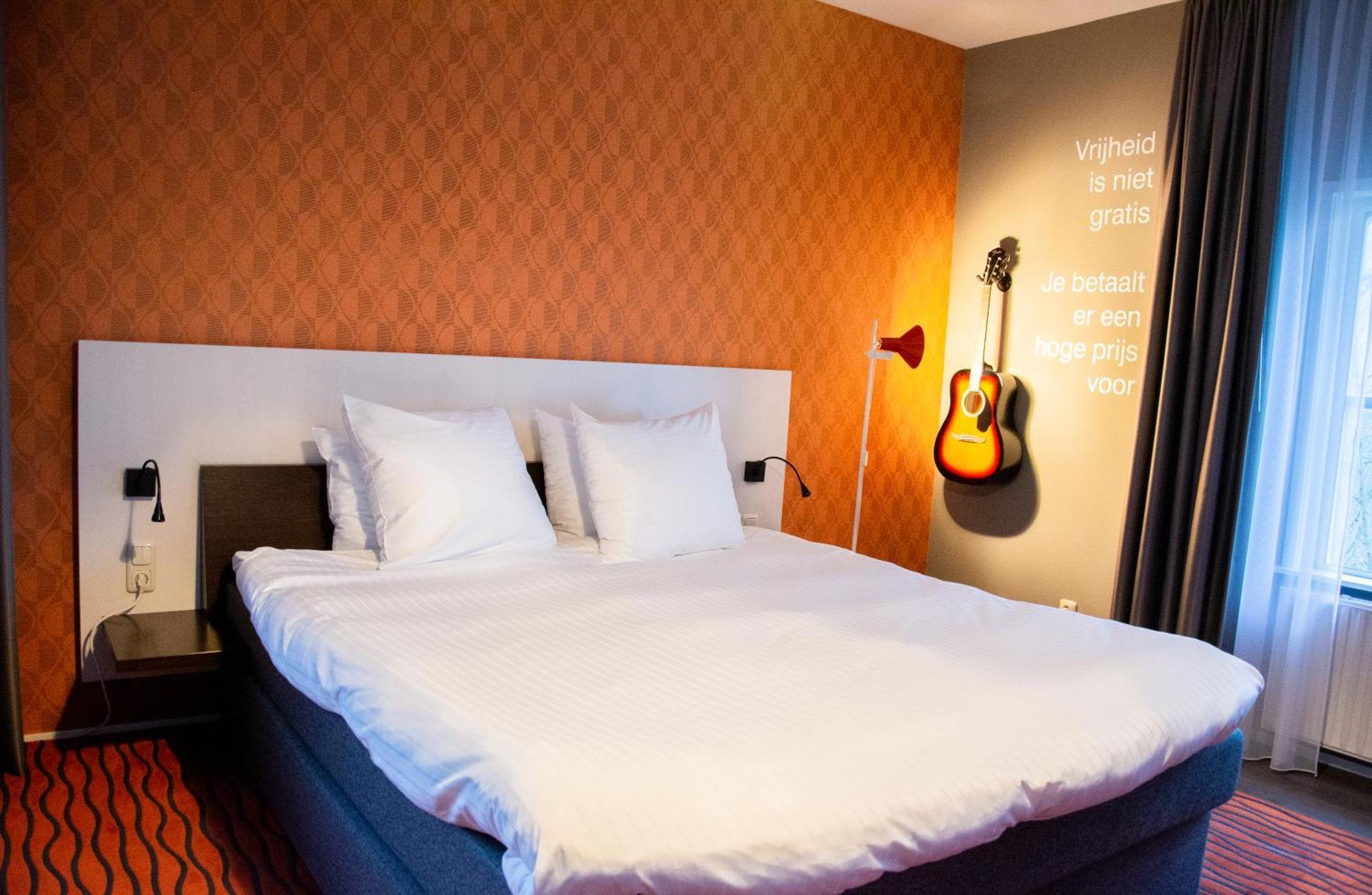 Hotel De Wereld Wageningen Bagian luar foto